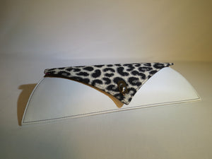 The Pearl Clutch #1
