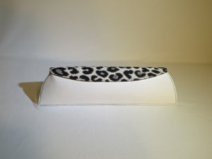 The Pearl Clutch #1