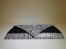 Load image into Gallery viewer, The Pearl Clutch #8