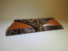 Load image into Gallery viewer, The Pearl Clutch #3