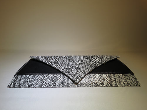 The Pearl Clutch #8